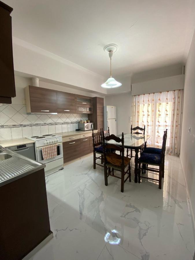 Jo'S House Apartment นาฟปาคตอส ภายนอก รูปภาพ